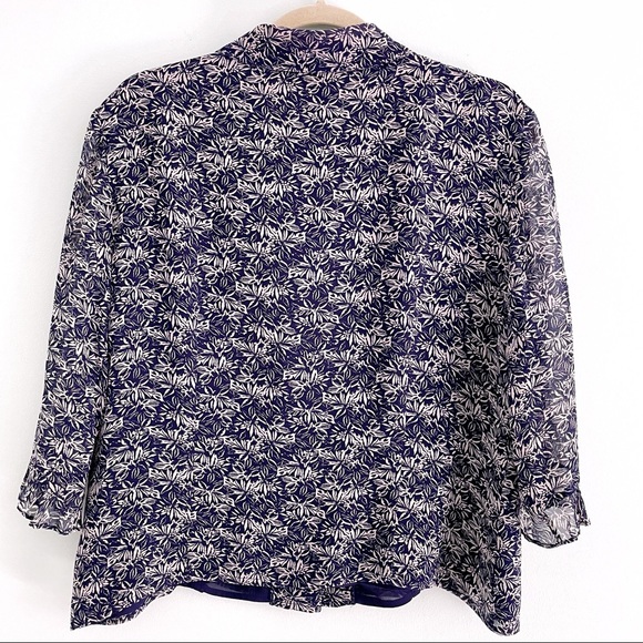 Elegant Floral Silk Button Down Shirt Blouse, 3/4 Sleeve, Office or Event Wear - Picture 8 of 8